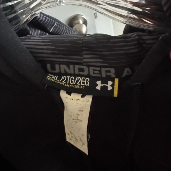 Under Armour Men's Classic Black Hoodie with UA Emblem Size XXL - Picture 5 of 5